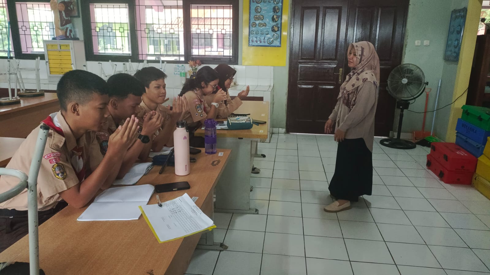 Kegiatan pengajar Edu Pavilion 5